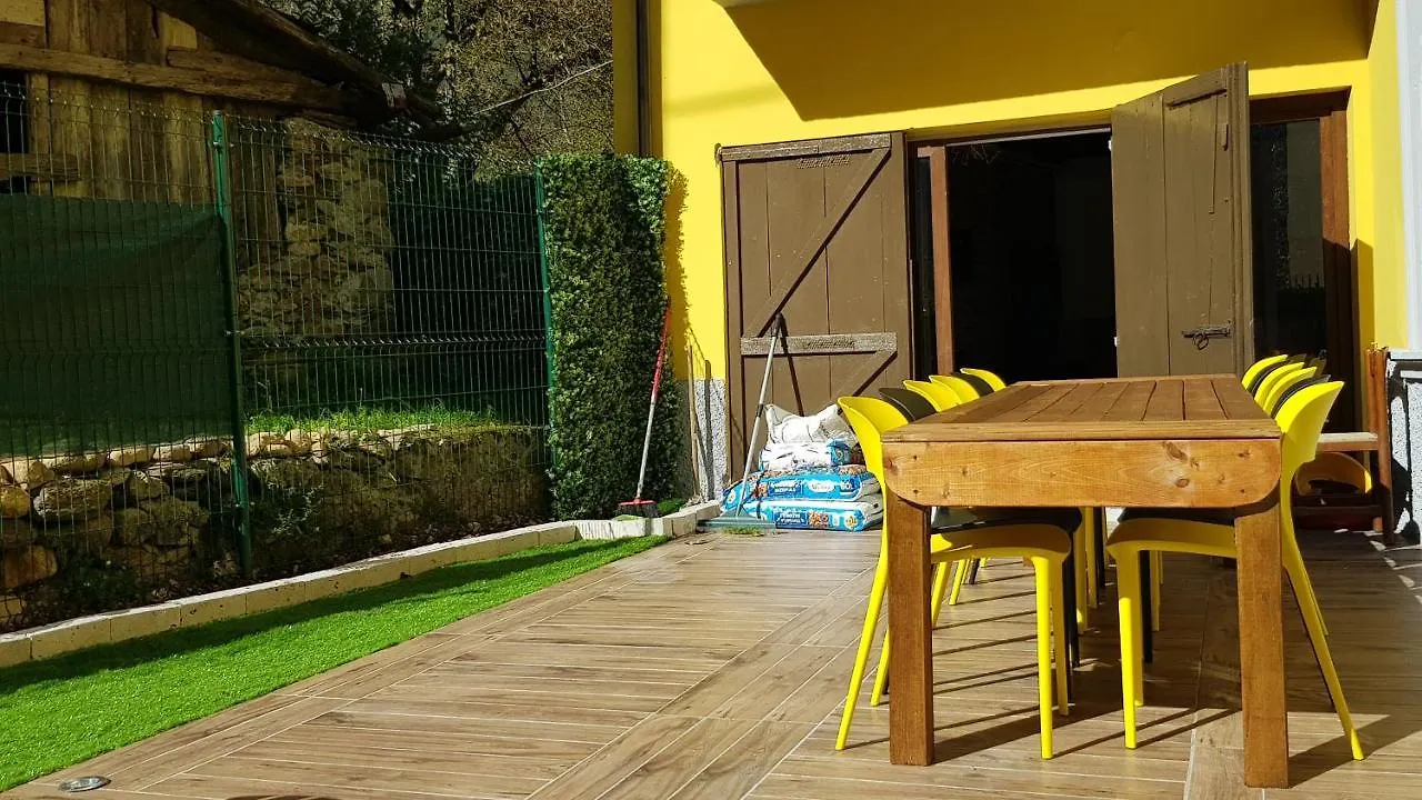 The Green Lake House Lenna 0*,  Italia